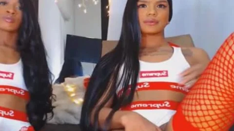 Twin tranny Giving Each Other A fine cook jerking