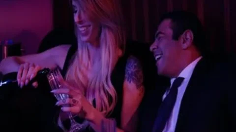 Ramming hard alongside t-girl