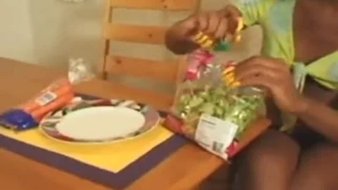 tranny With The long Nails - totally taut