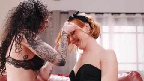 TransFixed.com - Sensual friend oil cumshot in the street