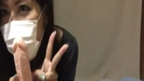 Quarantined Chinese Ladyboy Very lascivious Making Some Tokens