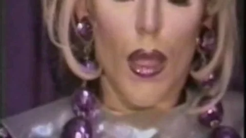 Karen Dior Space chick