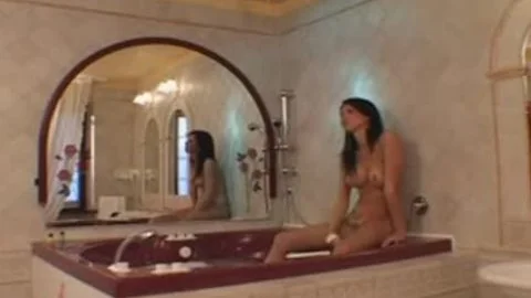 enjoydudest In The Tub
