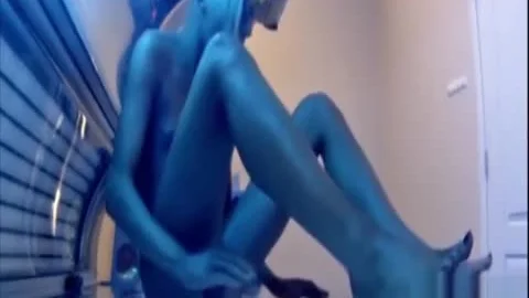 Jamie French Classics - Tanning bed