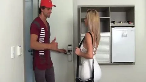 Blond tranny Nathalia De Castro Flip Flops With A lewd teen