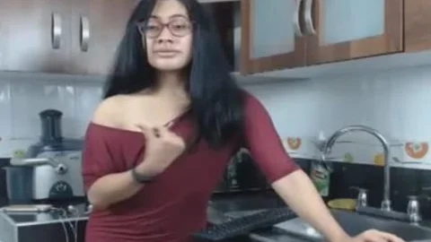 Nerdy tranny Flashing gigantic penis And wazoo